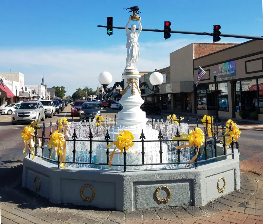 Boll Weevil Monument