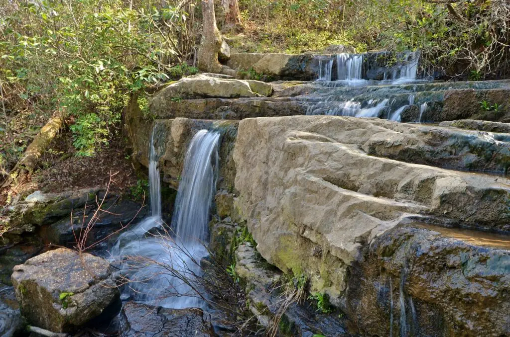 Azalea Cascade Falls Trails