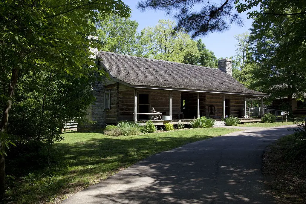 Burritt on the Mountain