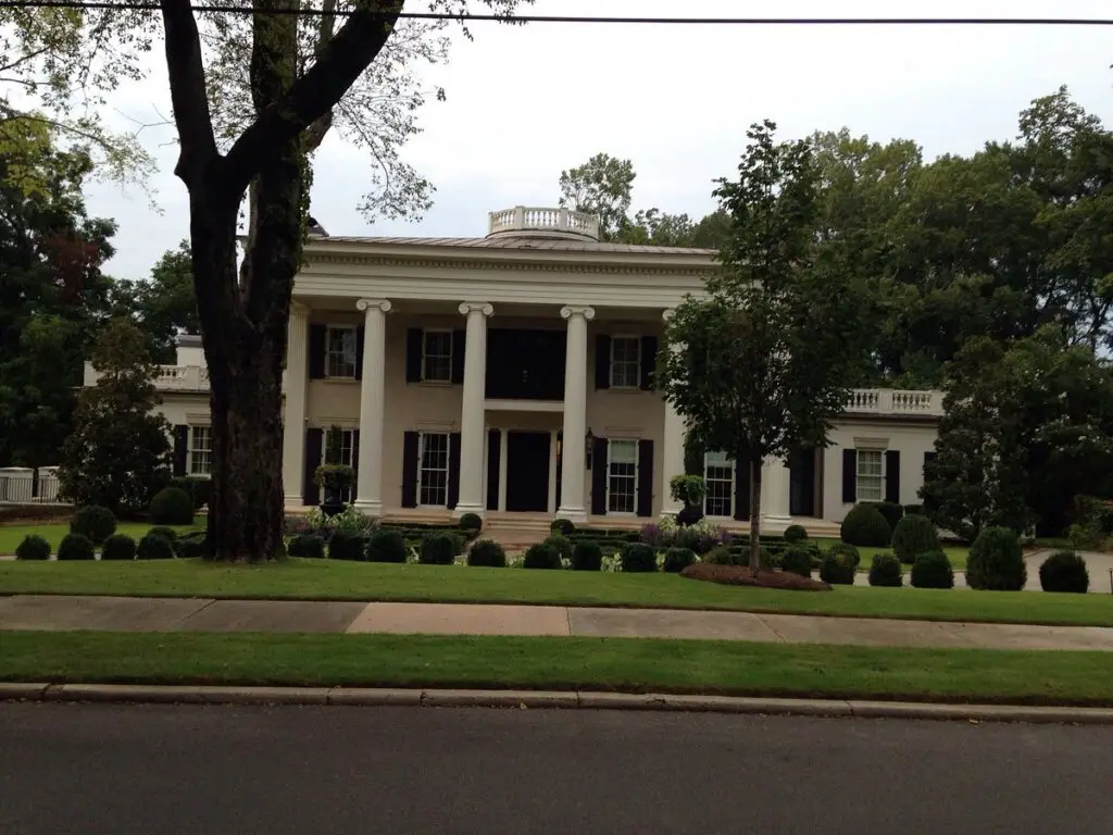 Twickenham Historic District