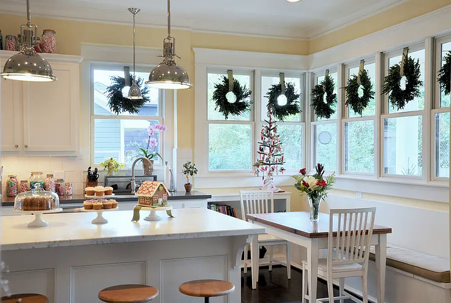 Christmas kitchen decor